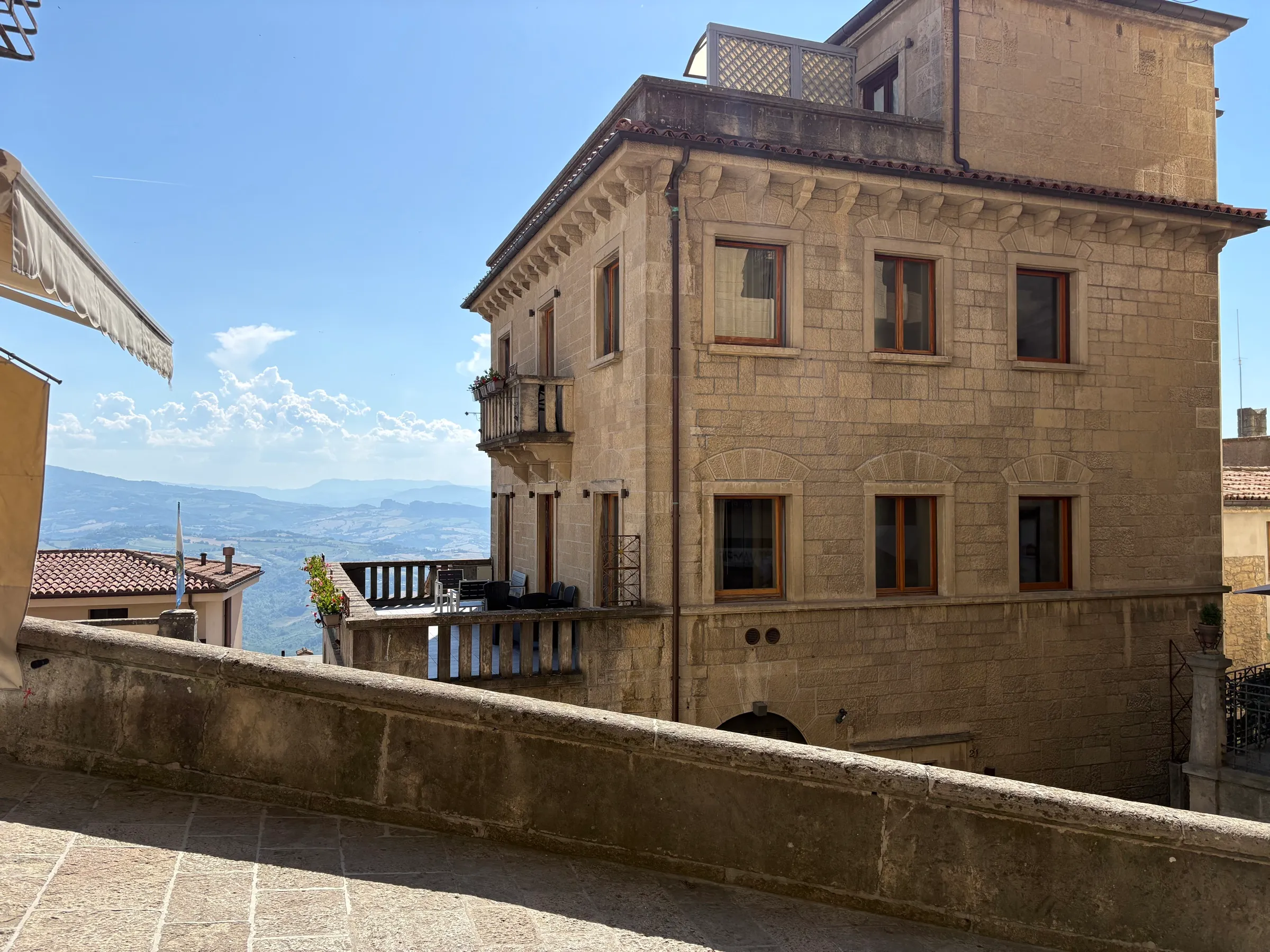 San Marino — Untitled — 5